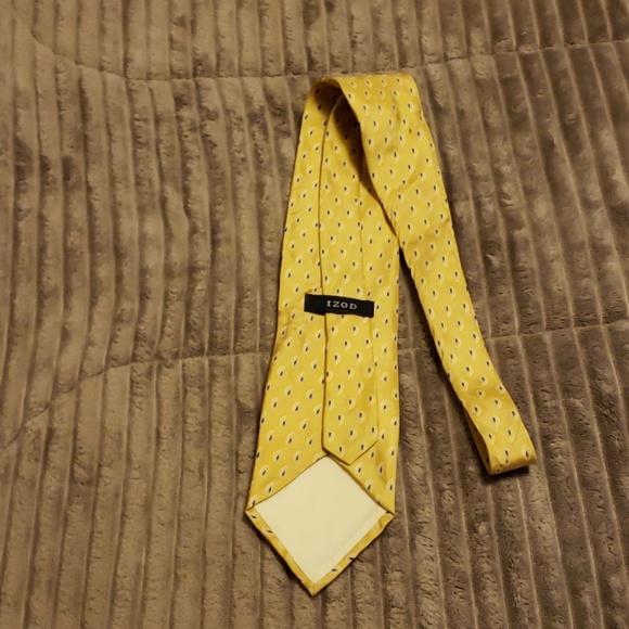 To IZOD silk ties - Picture 3 of 7